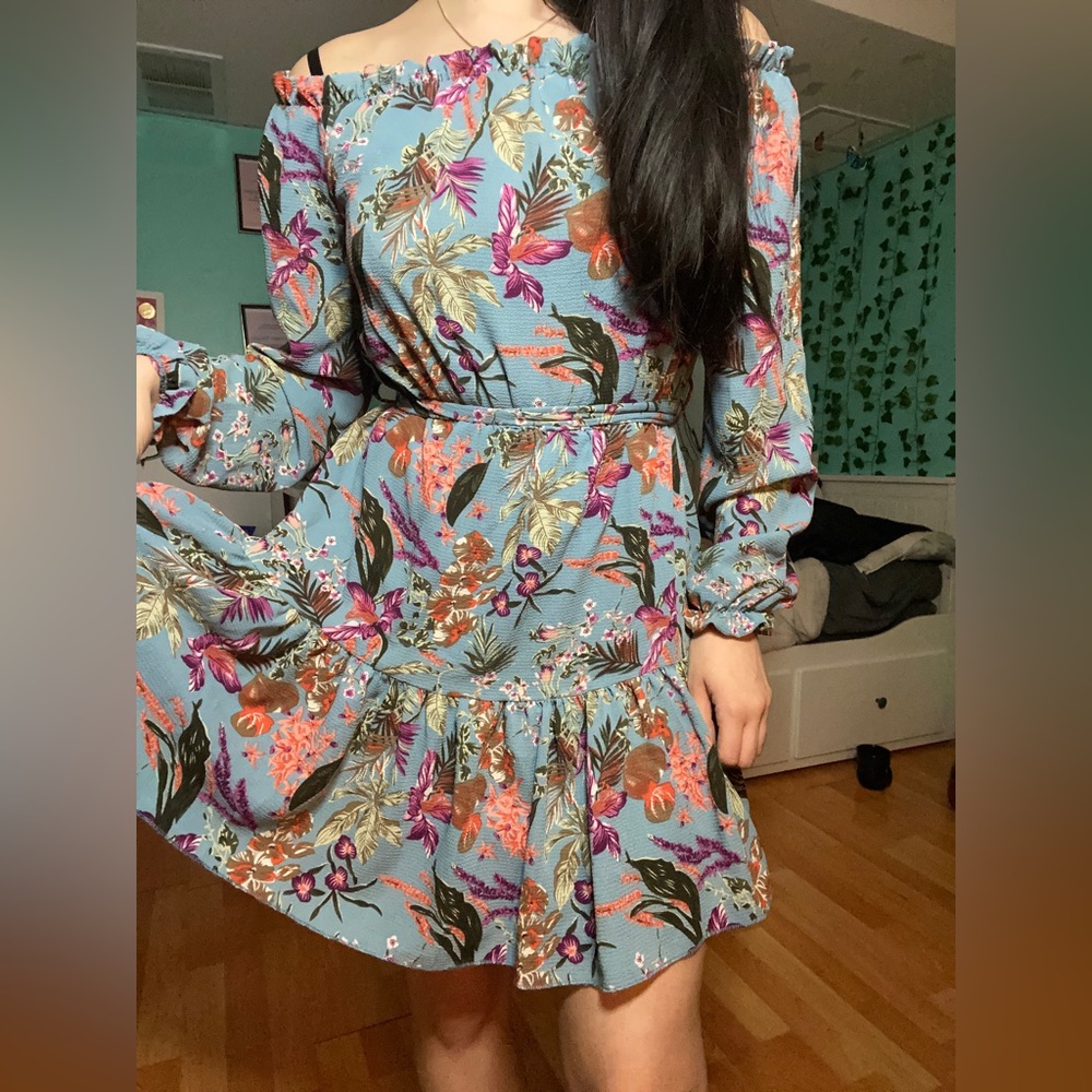 ❤️‍🔥3 / 30❤️‍🔥  - Blue floral dress size xsmall